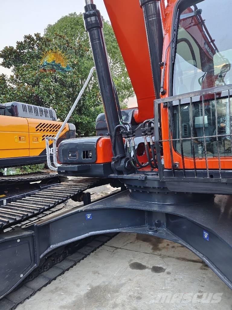 Doosan DX 300 LC 대형 굴삭기 29톤 이상