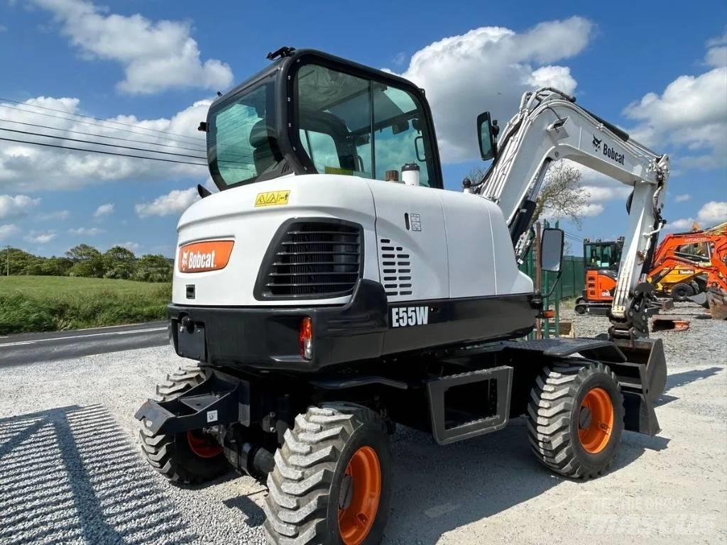 Bobcat E 55 W  휠 굴삭기