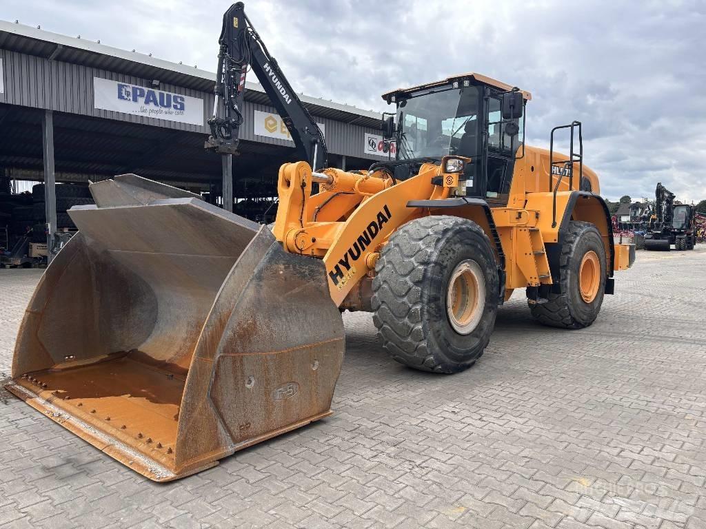 Hyundai HL 975  휠로우더