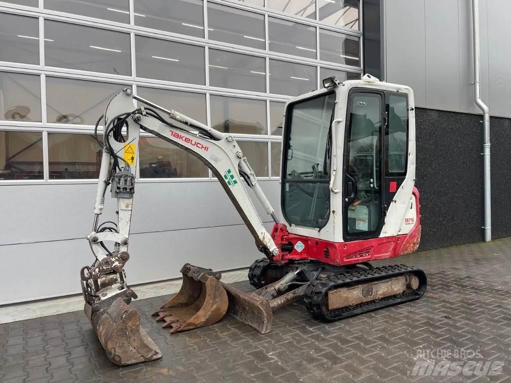Takeuchi TB216 소형 굴삭기 7톤 미만