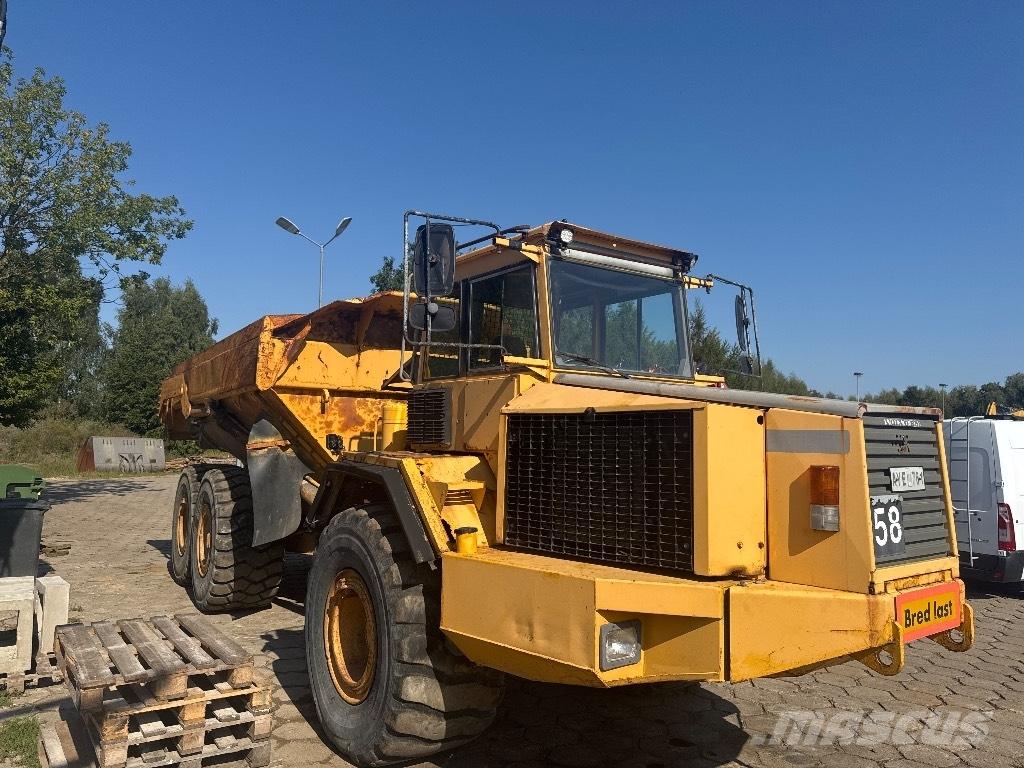 Volvo A 30 연결식 홀러