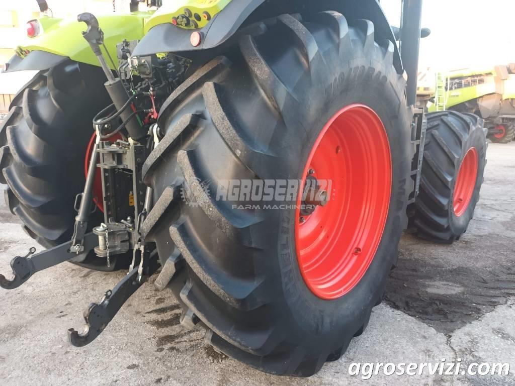 CLAAS Axion 830 트랙터
