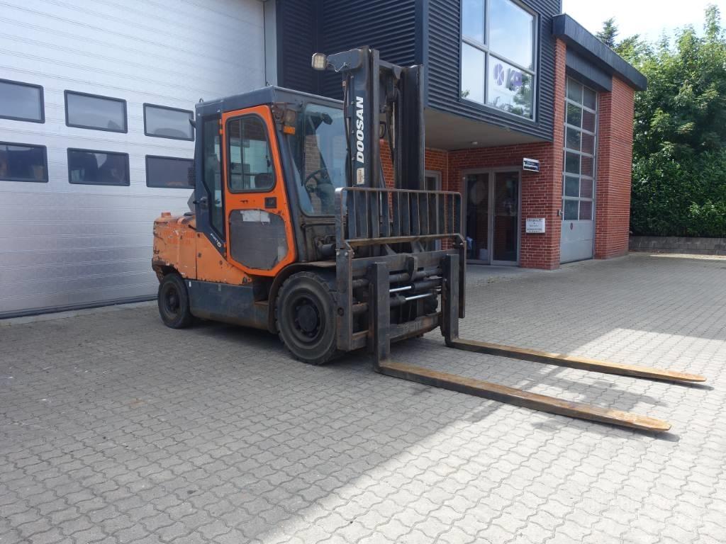 Doosan D 55 C-5 디젤 지게차