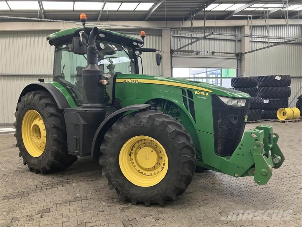 John Deere 8295R 트랙터