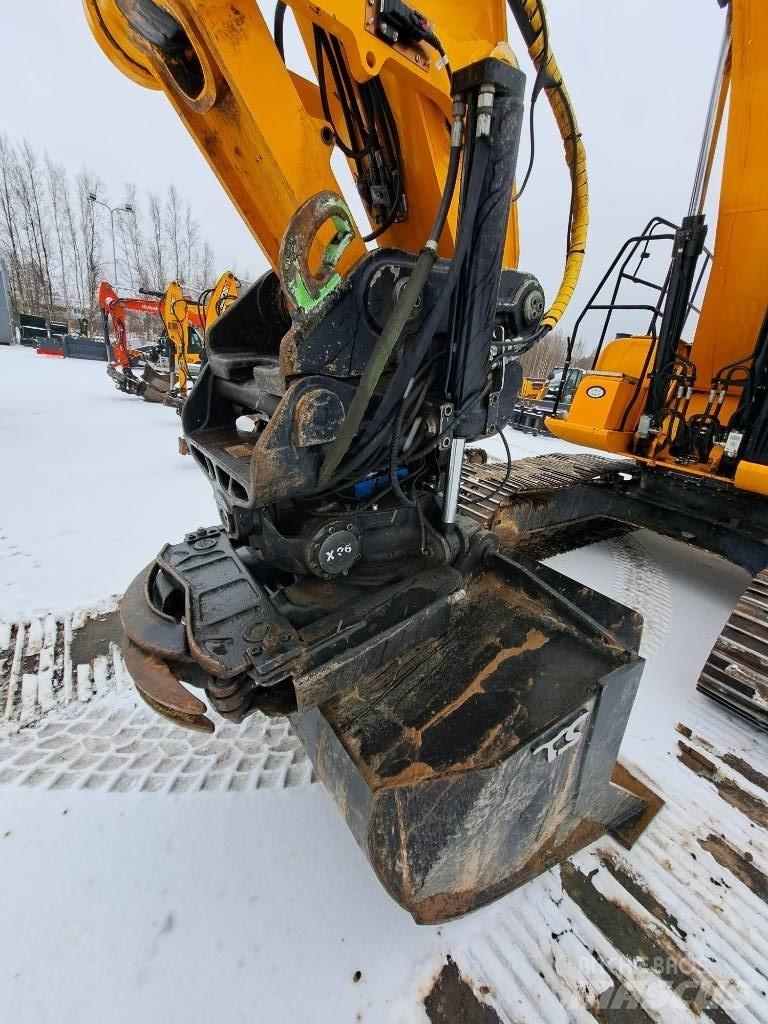 JCB JS210LC T4F 대형 굴삭기 29톤 이상