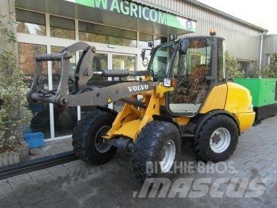 Volvo L25-B  휠로우더