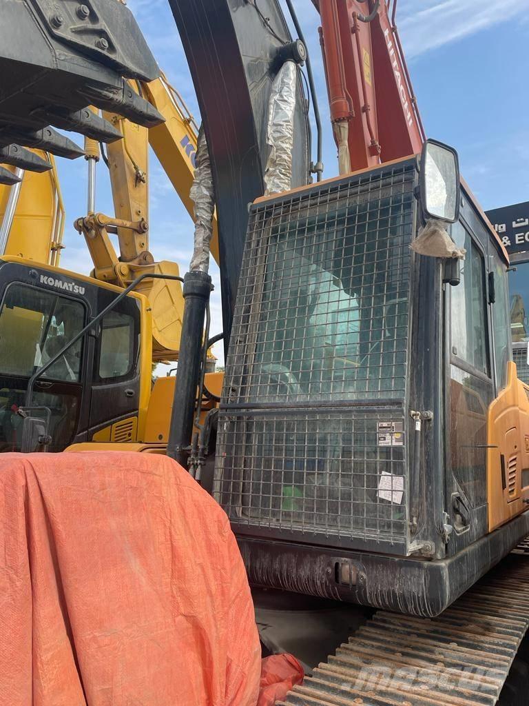 Hyundai HX225S L 대형 굴삭기 29톤 이상