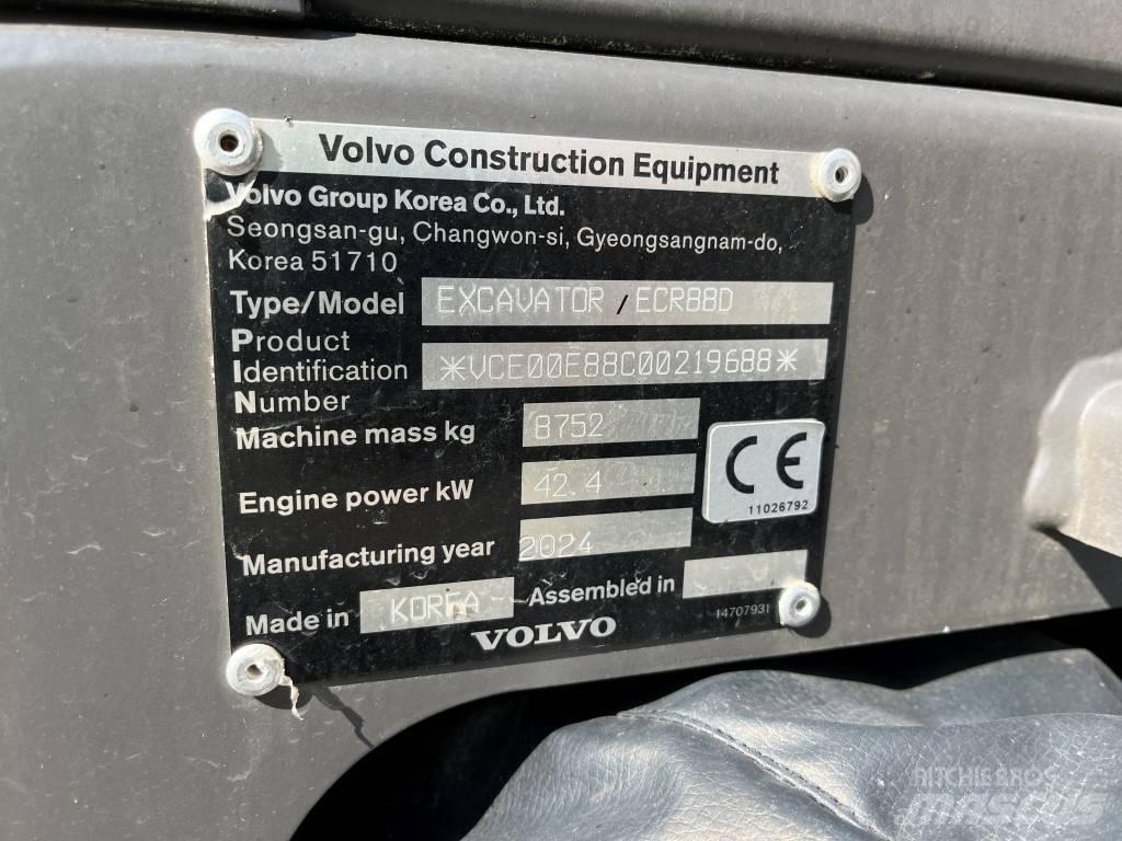 Volvo ECR88D 중형굴삭기 7톤-28톤