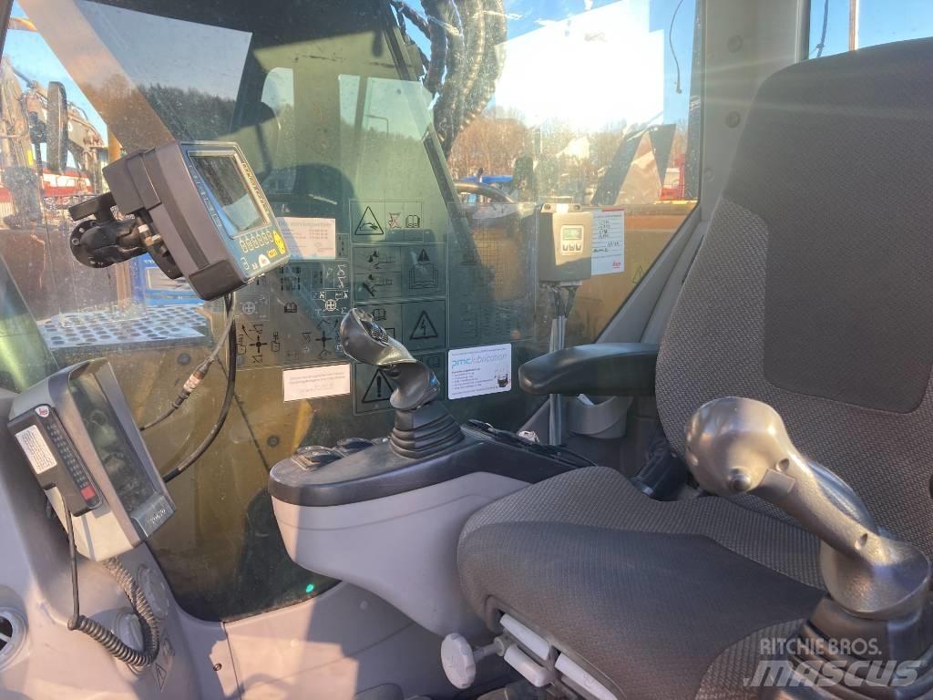 Volvo ECR 235 D 대형 굴삭기 29톤 이상
