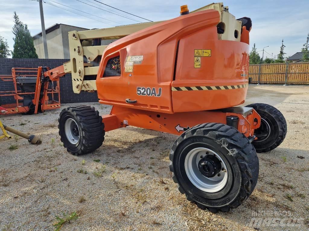 JLG 520AJ 관절형 전동이동 리프트