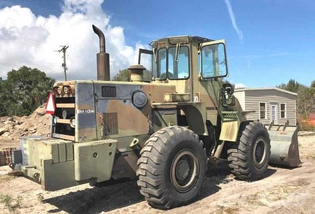 International M10  휠로우더