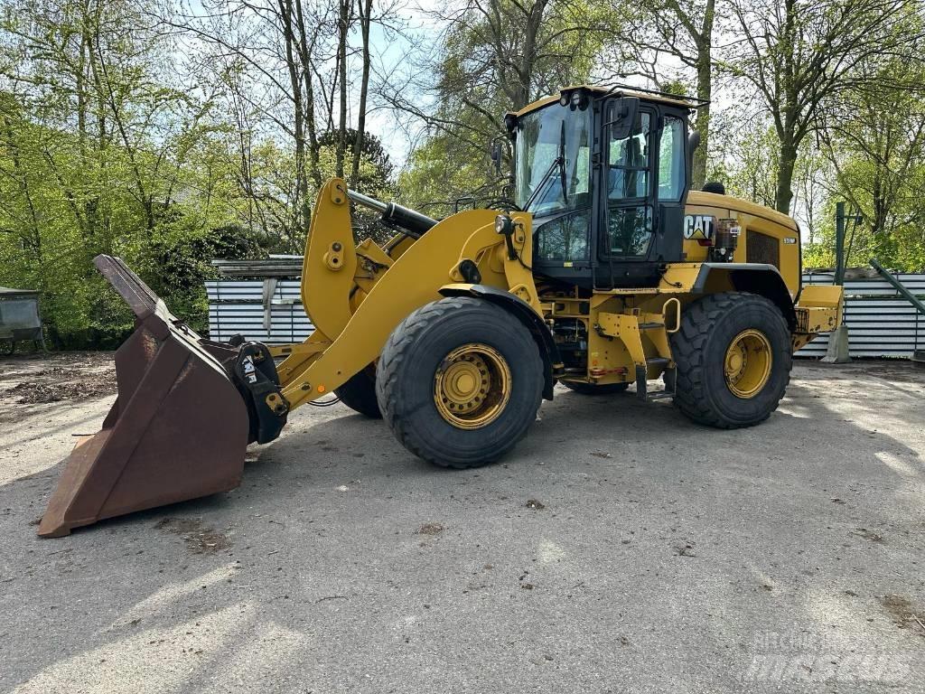 CAT 938M  휠로우더