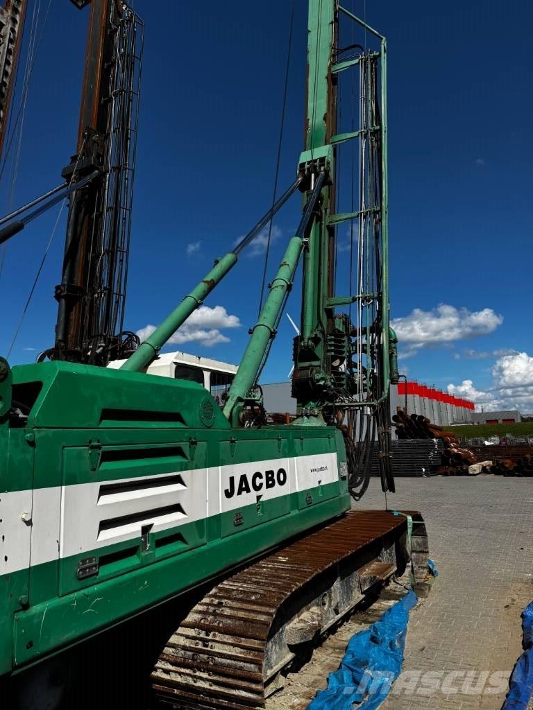 CMV TH7-25 이동식 드릴 리그 트럭