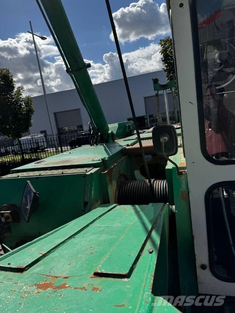 CMV TH7-25 이동식 드릴 리그 트럭