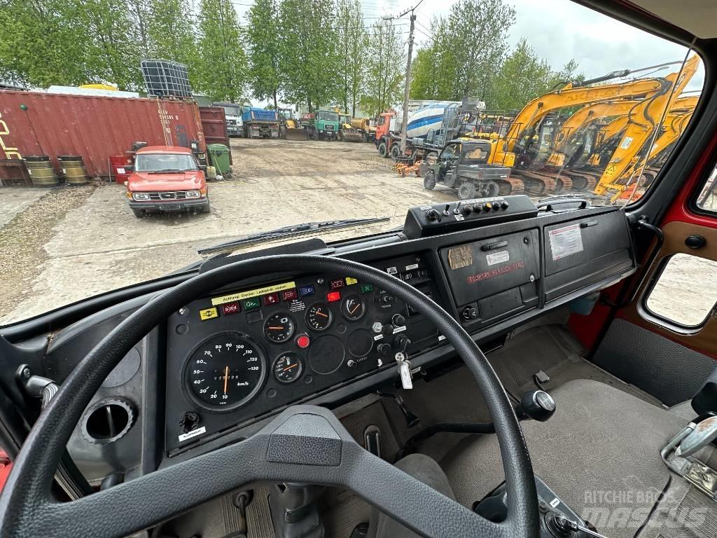 Iveco 120-23 소방차
