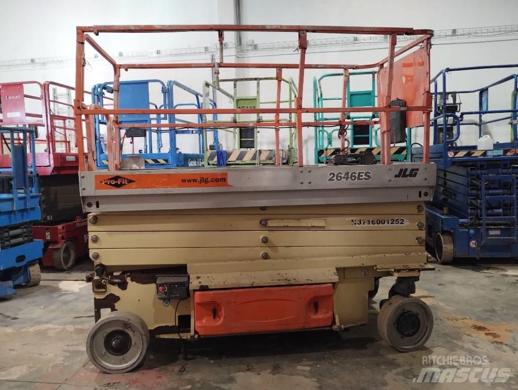 JLG 2646 ES 가위형 리프트