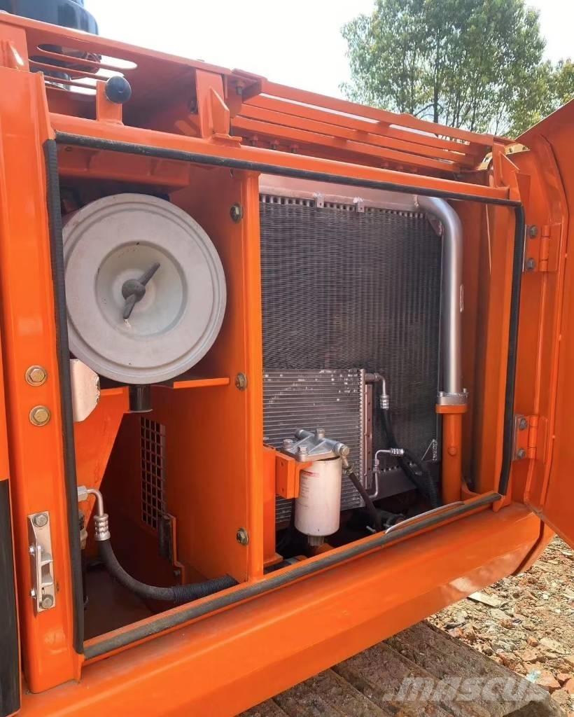 Doosan DH 150 대형 굴삭기 29톤 이상