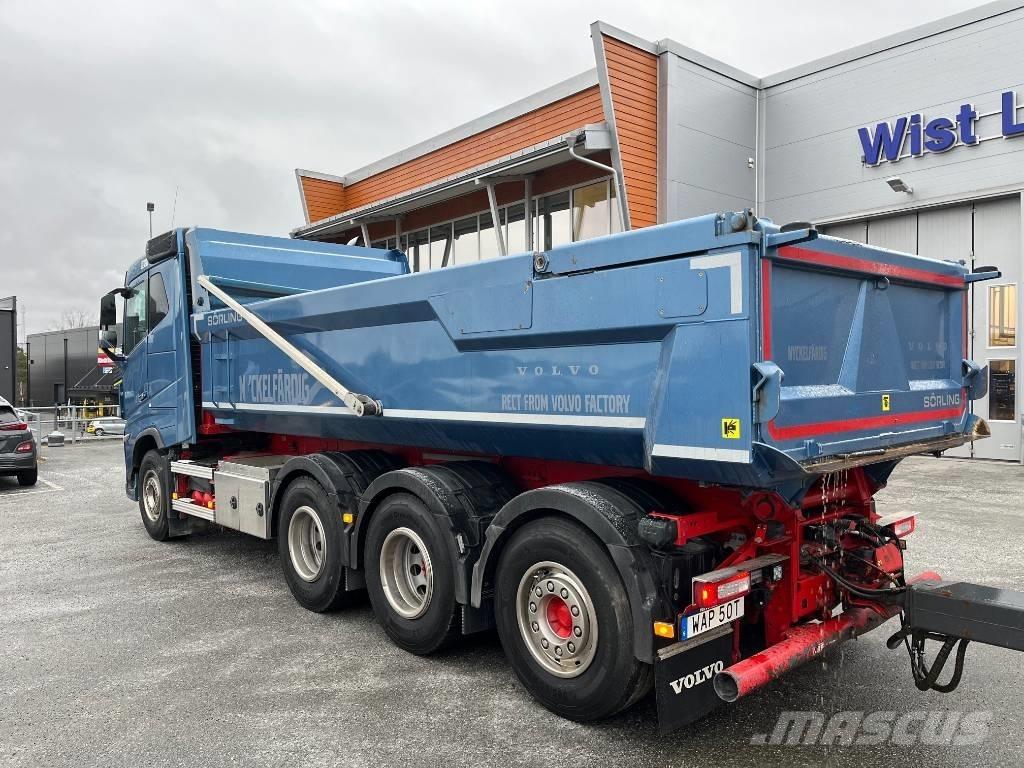 Volvo FH16 550 8x4 덤프 트럭
