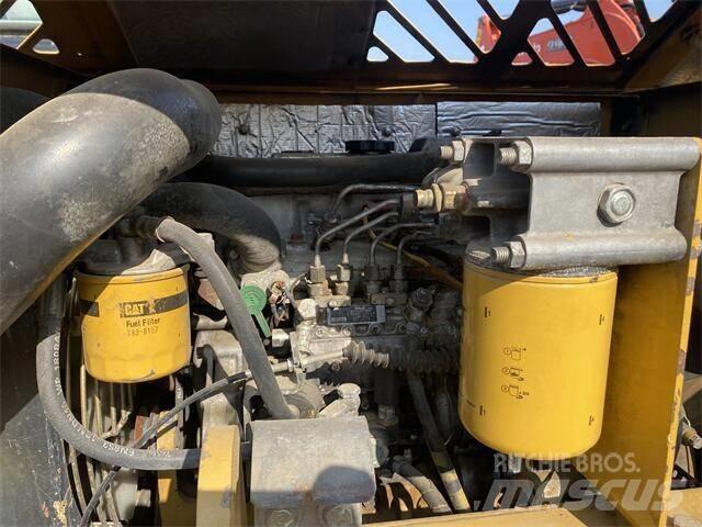 CAT 307D 대형 굴삭기 29톤 이상