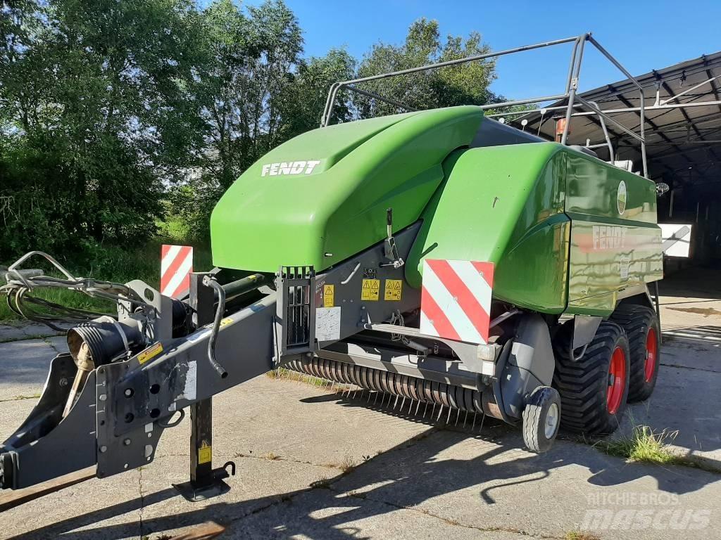 Fendt 1270N 각형 곤포기