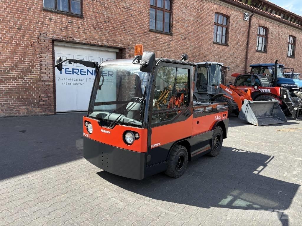 Linde P 250 견인 트럭