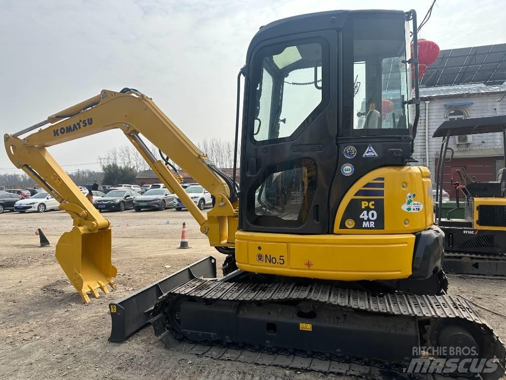 Komatsu 40MR 대형 굴삭기 29톤 이상