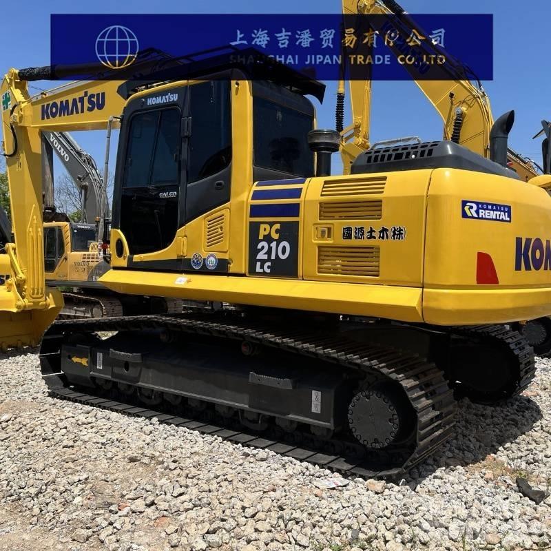 Komatsu PC 210 대형 굴삭기 29톤 이상