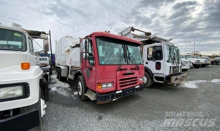 Freightliner CONDOR 폐기물 수거 트럭