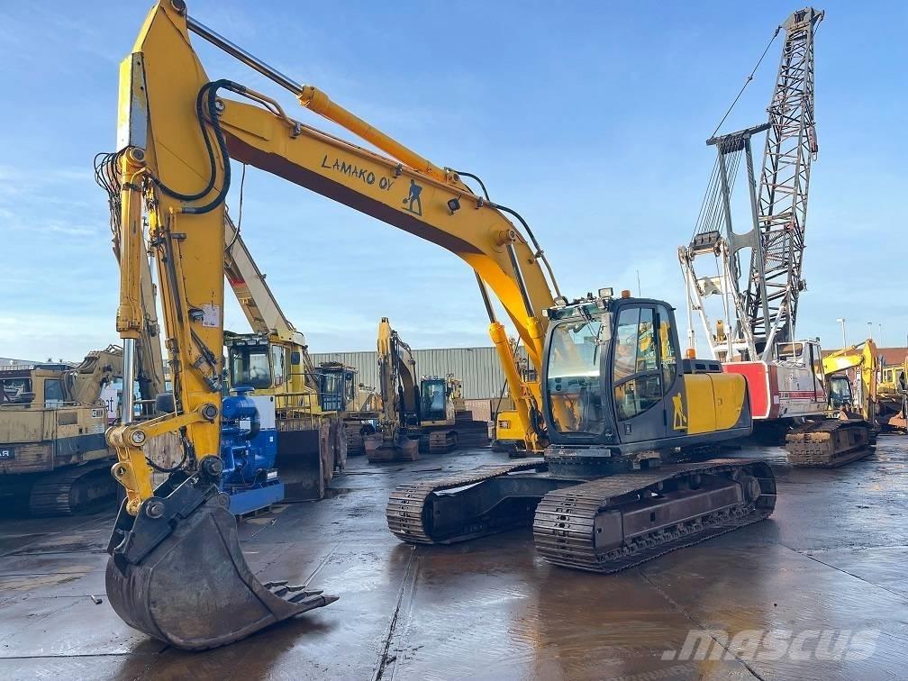 JCB JS 200 대형 굴삭기 29톤 이상