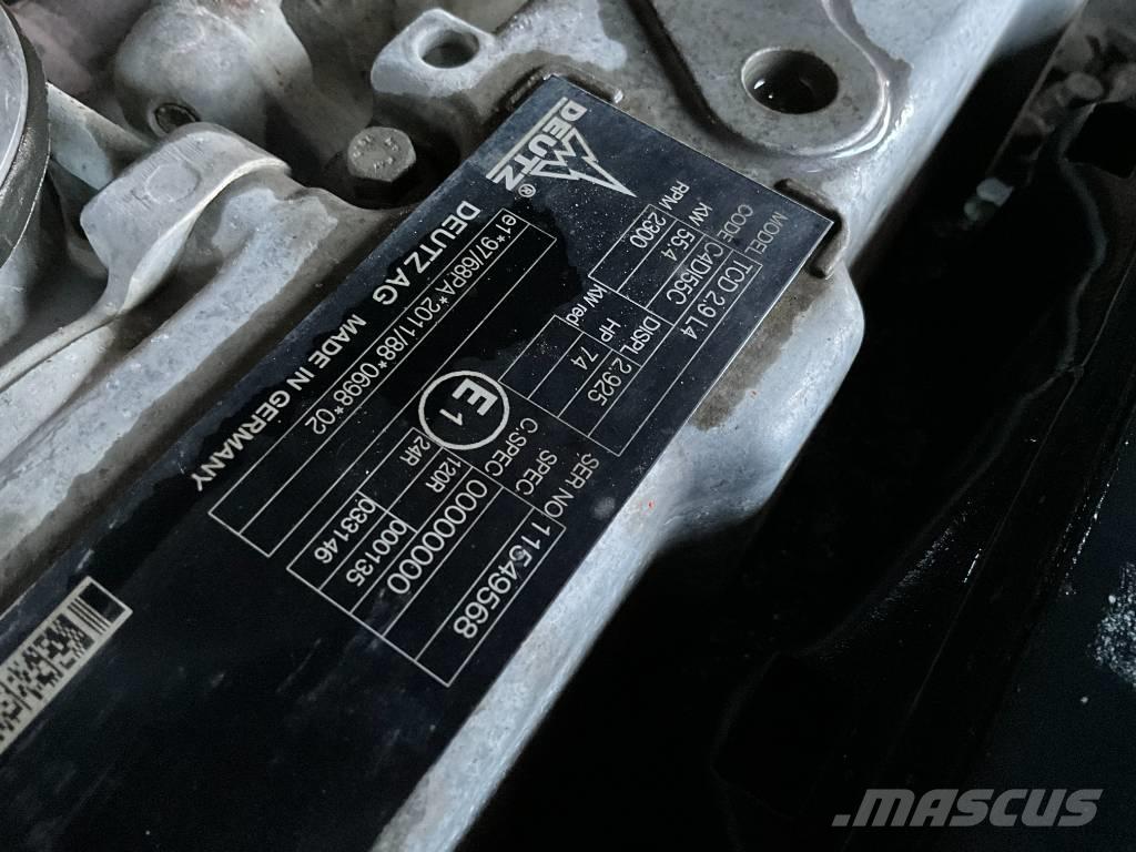 Mecalac 8 MCR 중형굴삭기 7톤-28톤