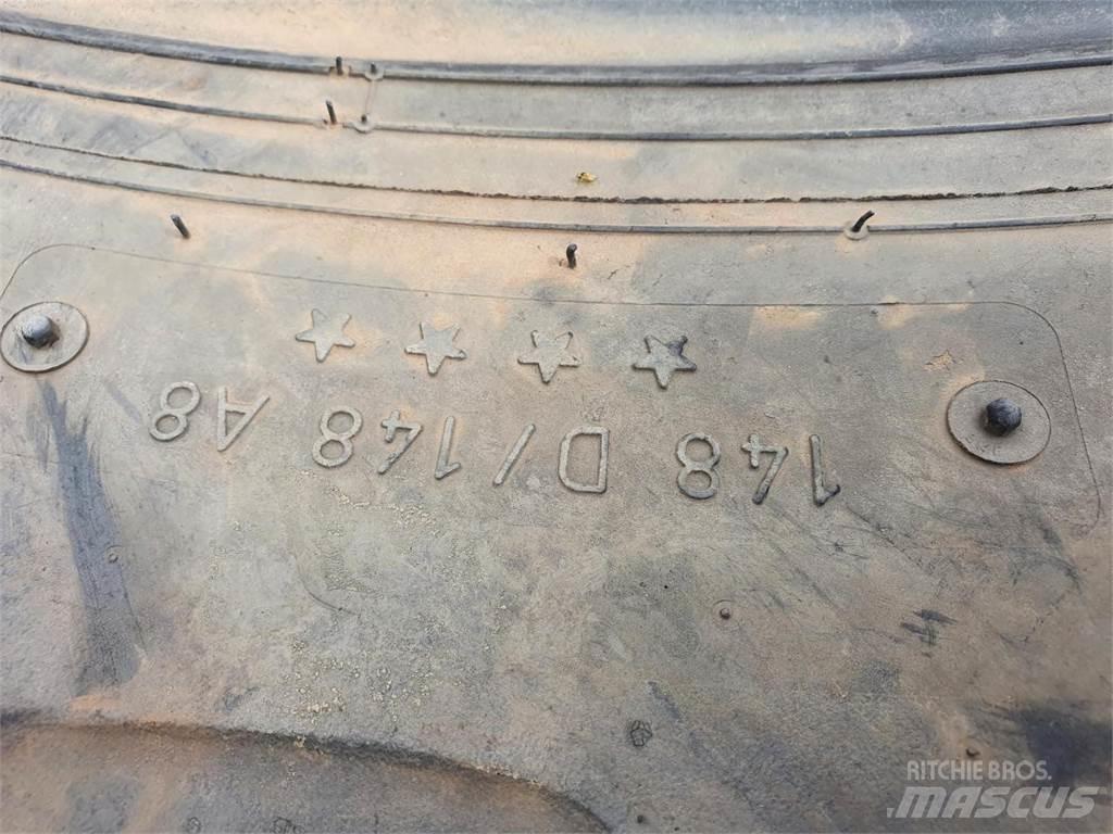 Alliance 320/90R46 타이어, 휠 및 림