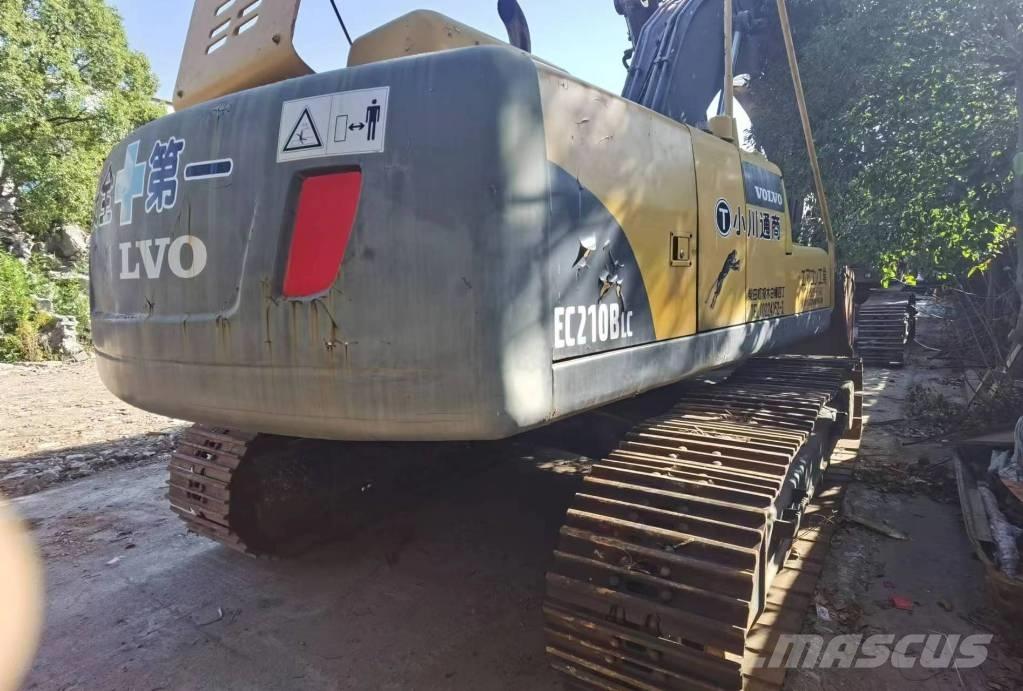 Volvo EC210BLC 대형 굴삭기 29톤 이상