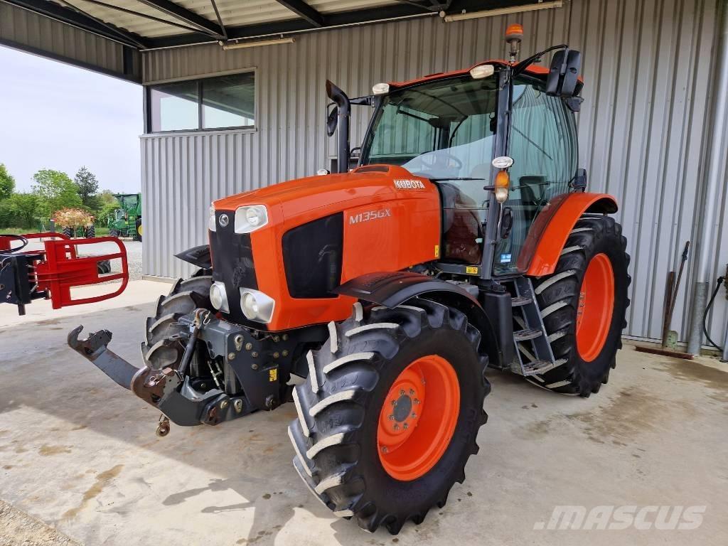 Kubota M 135 GX 트랙터