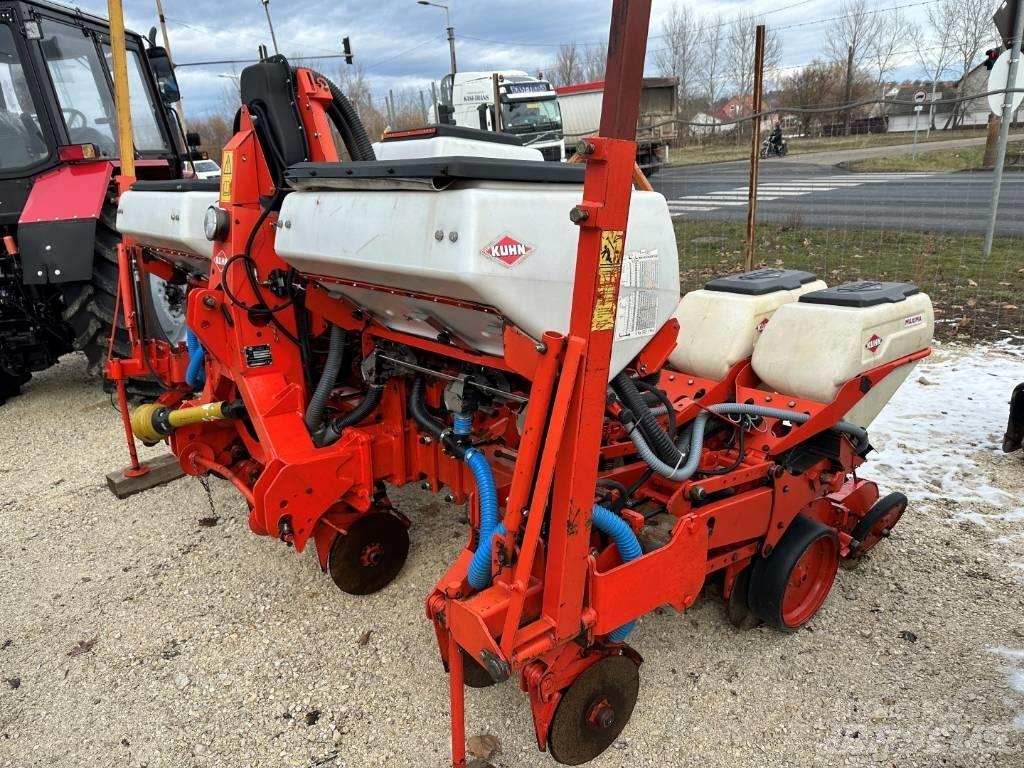 Kuhn Maxima 2 T 파종기