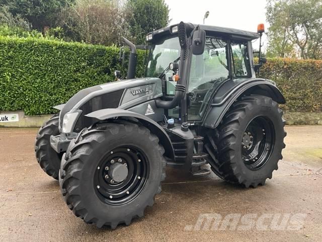 Valtra N123 HiTech-5 트랙터