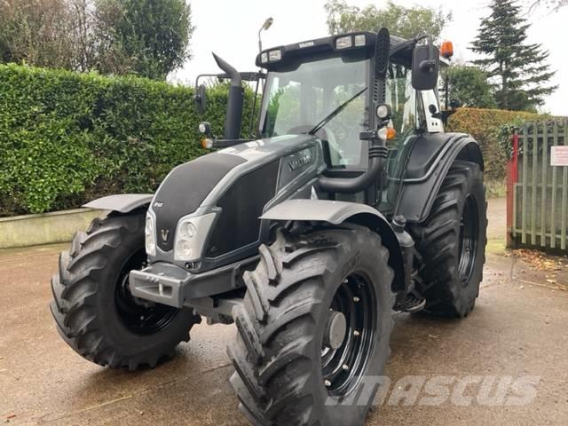 Valtra N123 HiTech-5 트랙터