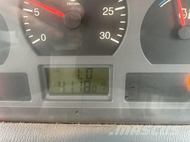 Valtra N123 HiTech-5 트랙터