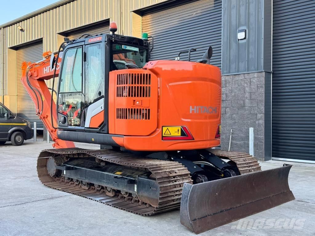 Hitachi ZX 135 US-7 대형 굴삭기 29톤 이상