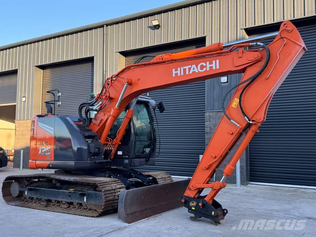 Hitachi ZX 135 US-7 대형 굴삭기 29톤 이상
