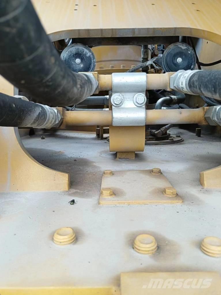 CAT 340 D L 대형 굴삭기 29톤 이상