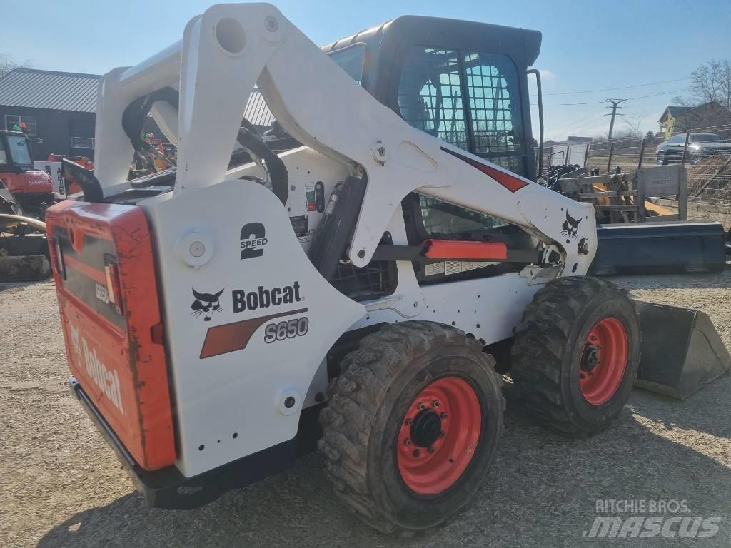 Bobcat 650S  스키드로더