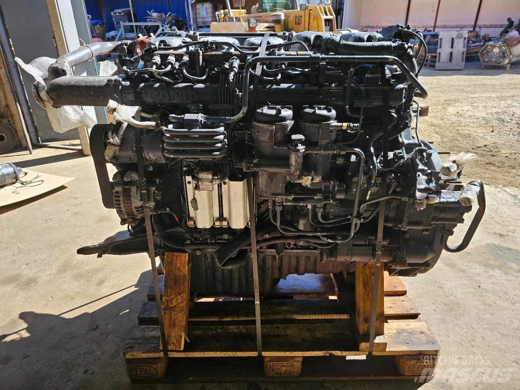 Scania P 230 엔진