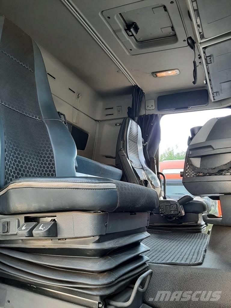 Volvo FH 13 탑차 트럭