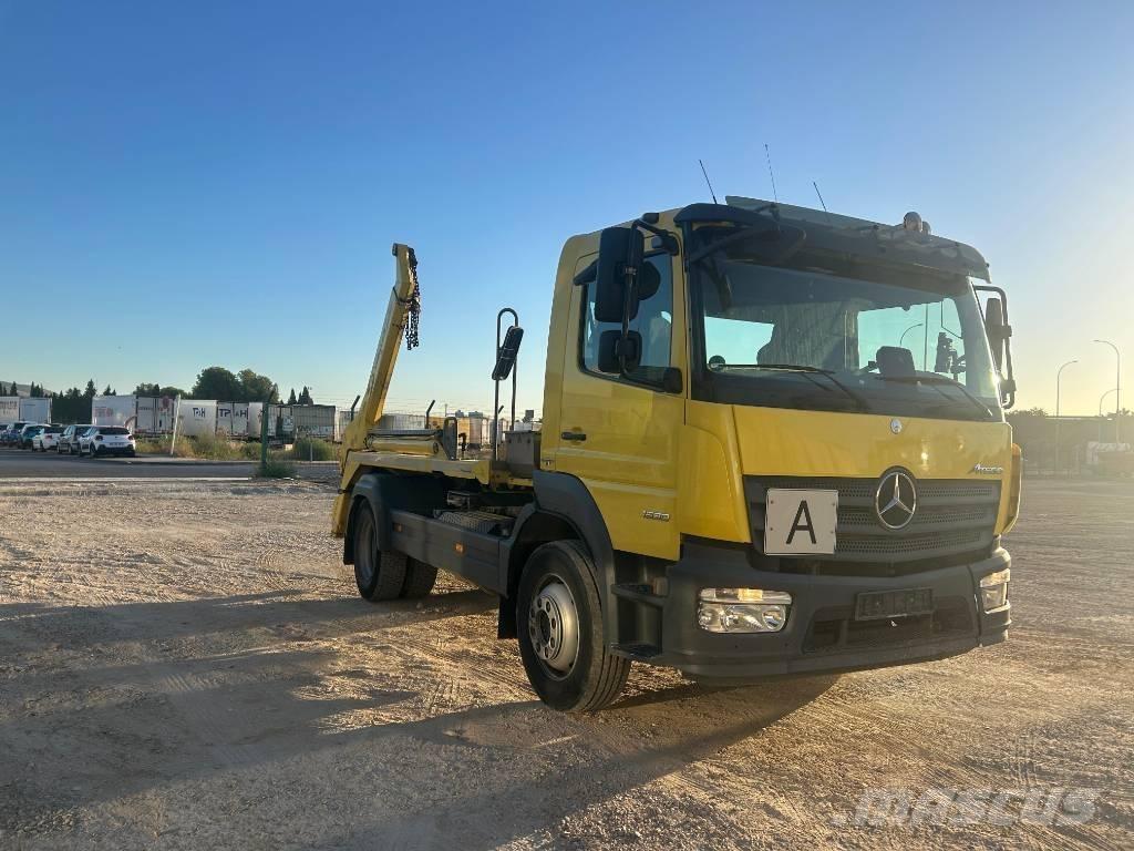 Mercedes-Benz 1530 보관 컨테이너