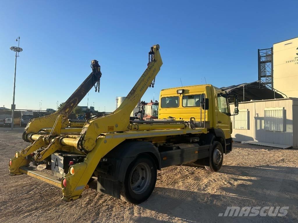 Mercedes-Benz 1530 보관 컨테이너