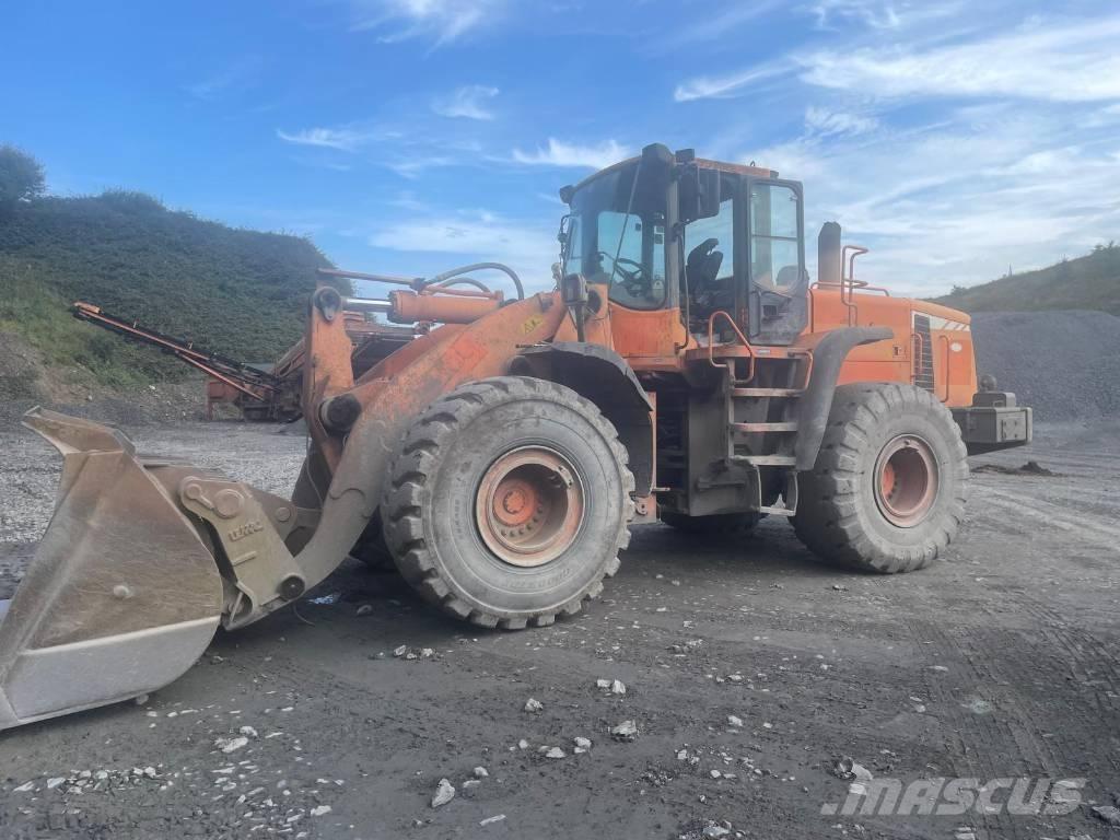 Doosan DL 400  휠로우더