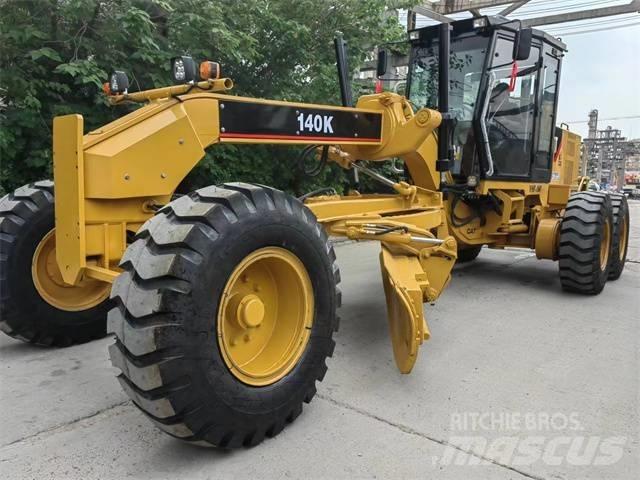 CAT 140 K 그레이더