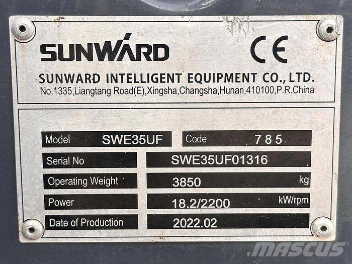 Sunward SWE35UF 소형 굴삭기 7톤 미만