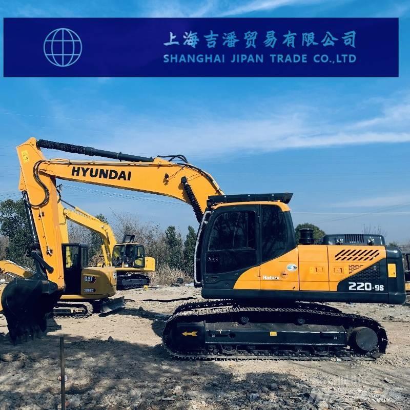 Hyundai R220 대형 굴삭기 29톤 이상