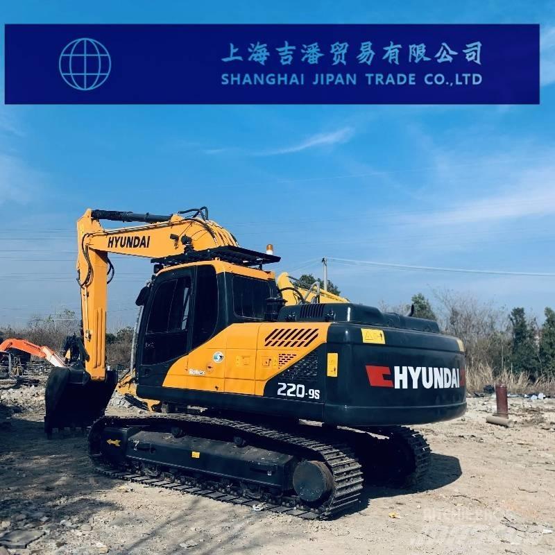 Hyundai R220 대형 굴삭기 29톤 이상